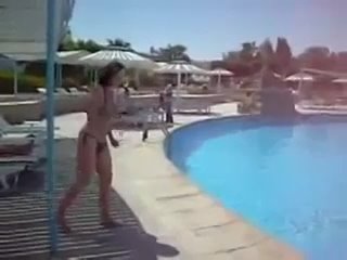 nice woman farted in the pool.